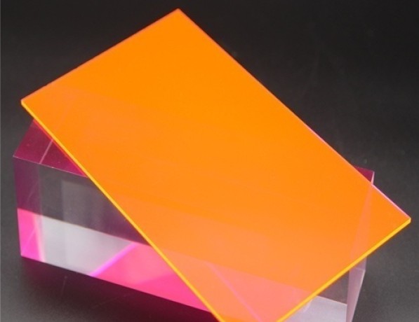 Полистирол лист оранжевый 4х2000х3000 мм ГОСТ 20282-86 фото